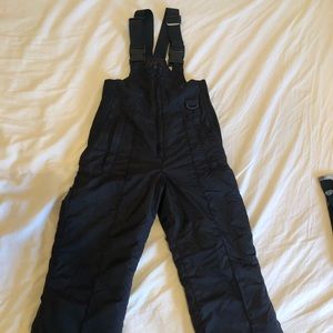 Boy/Girl Snow pants with bib-size 8 Kids